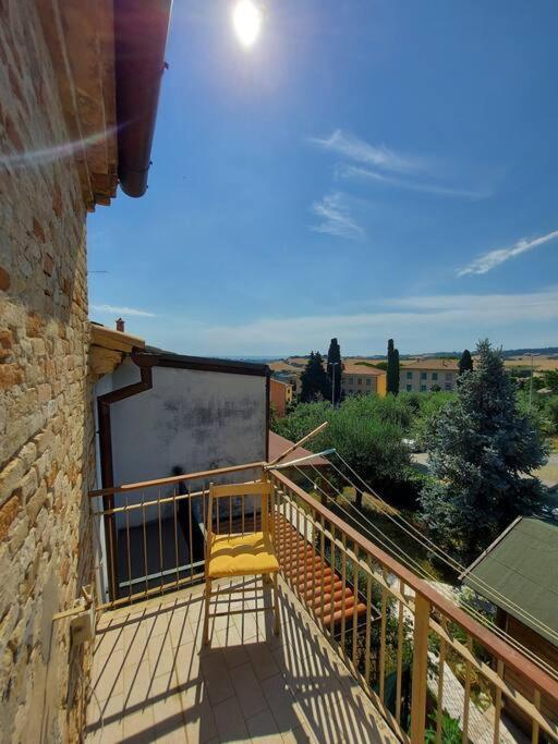 Casa Nel Centro Storico A Loreto, 2 Km Dal Mare Villa Exterior photo